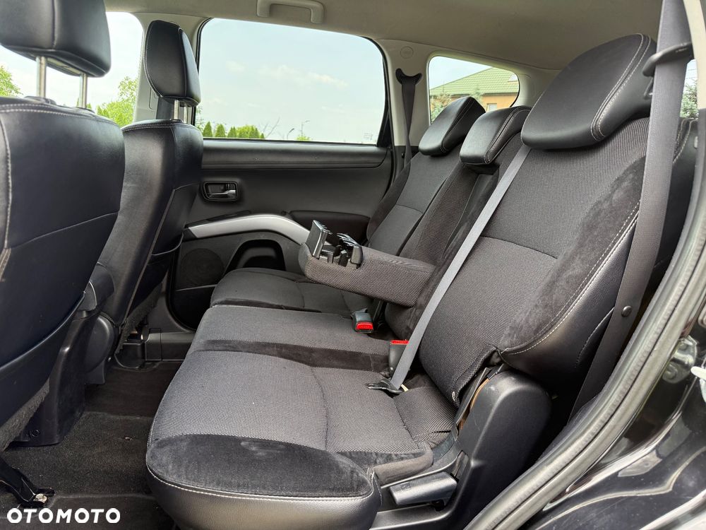 Mitsubishi Outlander 2.0 Intense + 2WD EU5 - 26