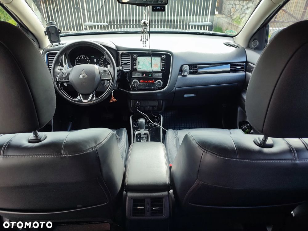 Mitsubishi Outlander 2.0 2WD CVT Active - 27