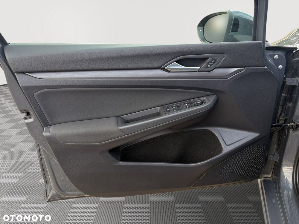 Volkswagen Golf 1.5 TSI EVO Style - 11