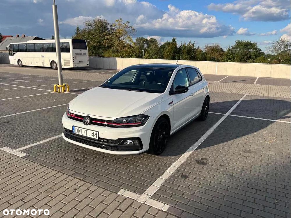 Volkswagen Polo - 3