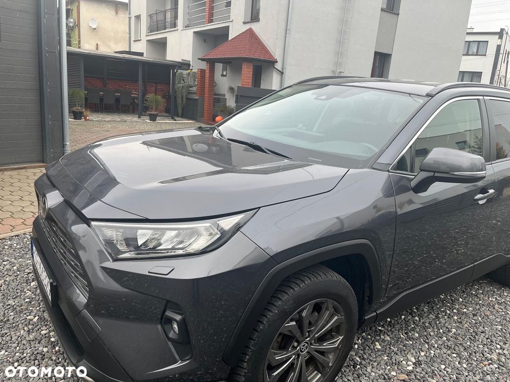 Toyota RAV4 - 5