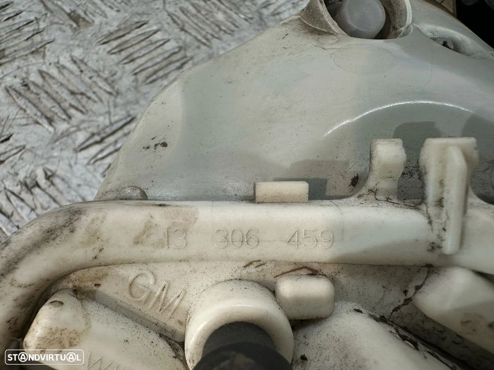 .Conjunto Farolins Led Tras Traseiro Direito Esquerdo Original GM Opel Astra J 13306460 13306459 2009 - 2015 - 15