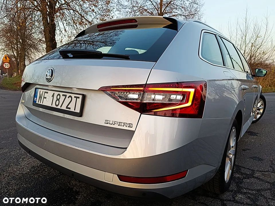 Skoda Superb 2.0 TDI Ambition - 5