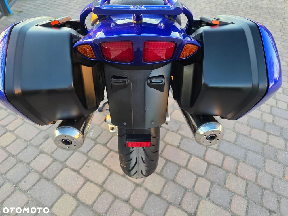 Yamaha FJR - 40