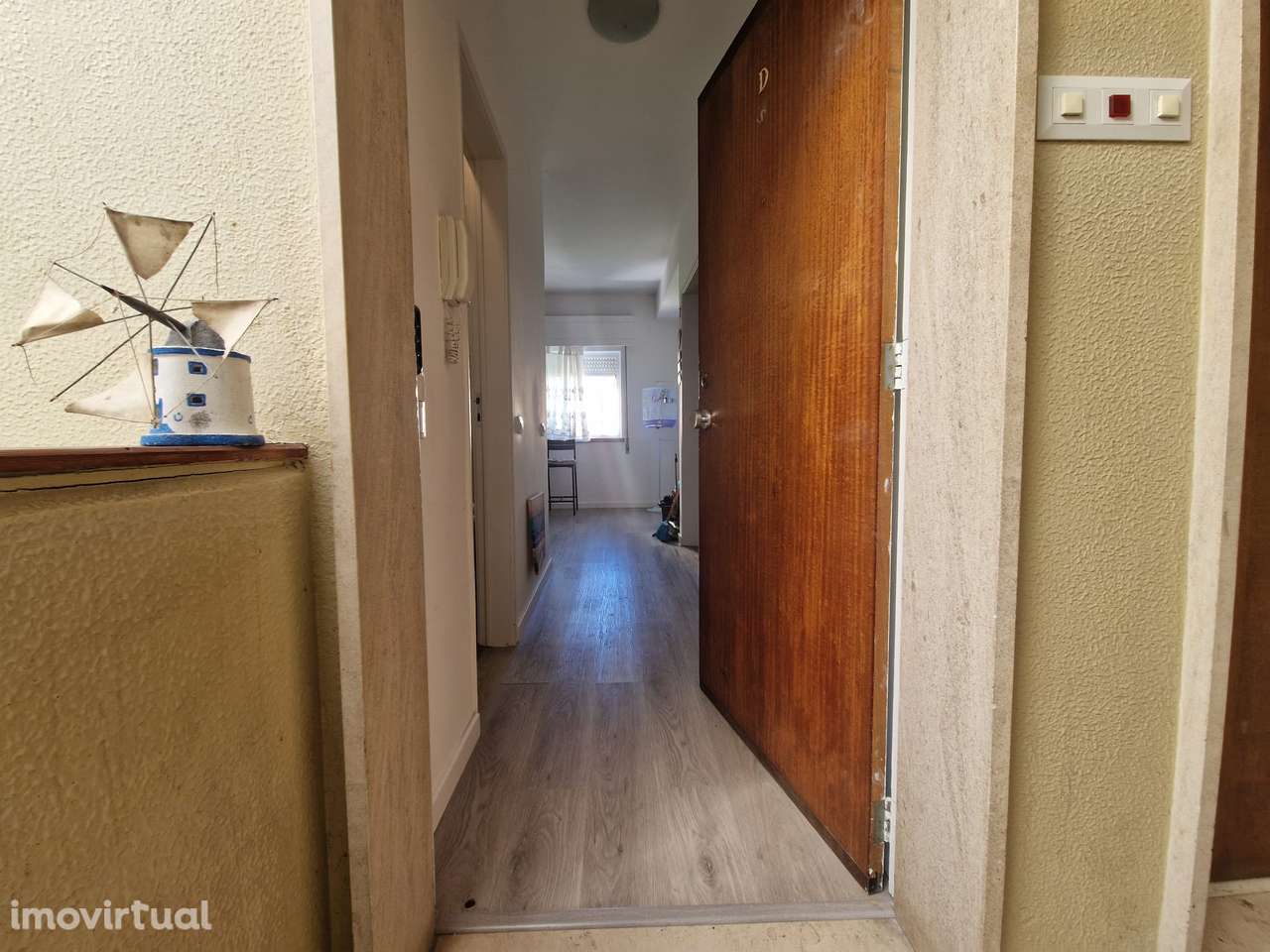 Apartamento T1 Totalmente Remodelado em Miratejo – Pronto a Habitar - Grande imagem: 4/27