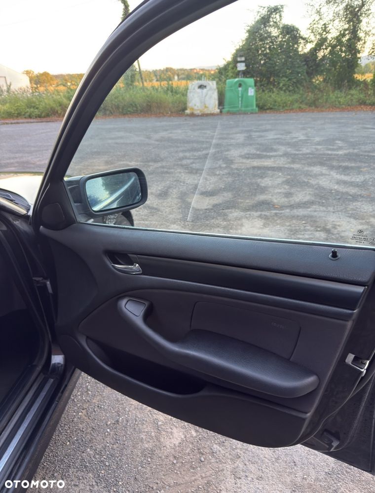 BMW Seria 3 320d - 19