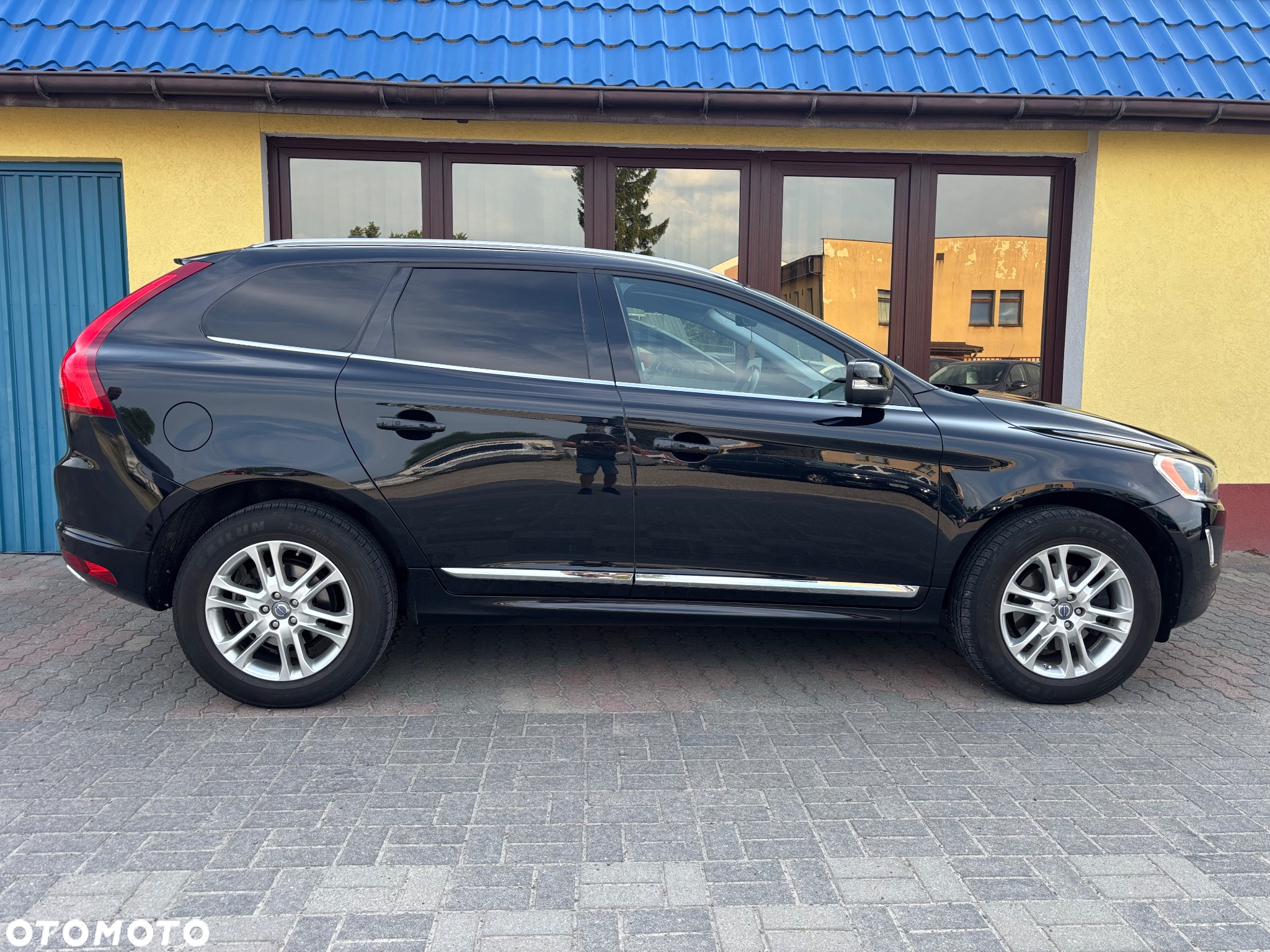 Volvo XC 60 3.2 AWD Momentum - 6