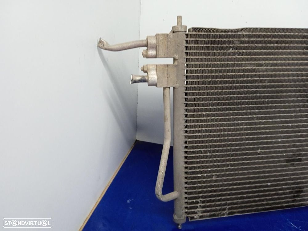 CONDENSADOR / RADIADOR AR CONDICIONADO FORD FOCUS 2003 -FYDB - 4
