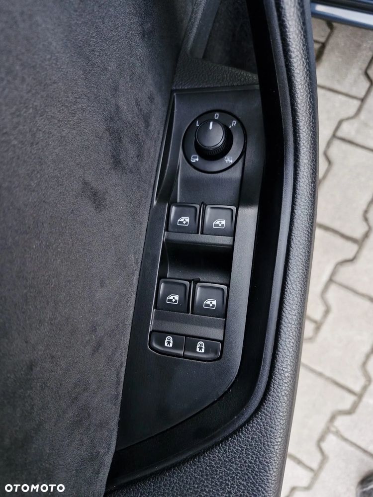 Skoda Superb 2.0 TDI 4x4 Sportline DSG - 14