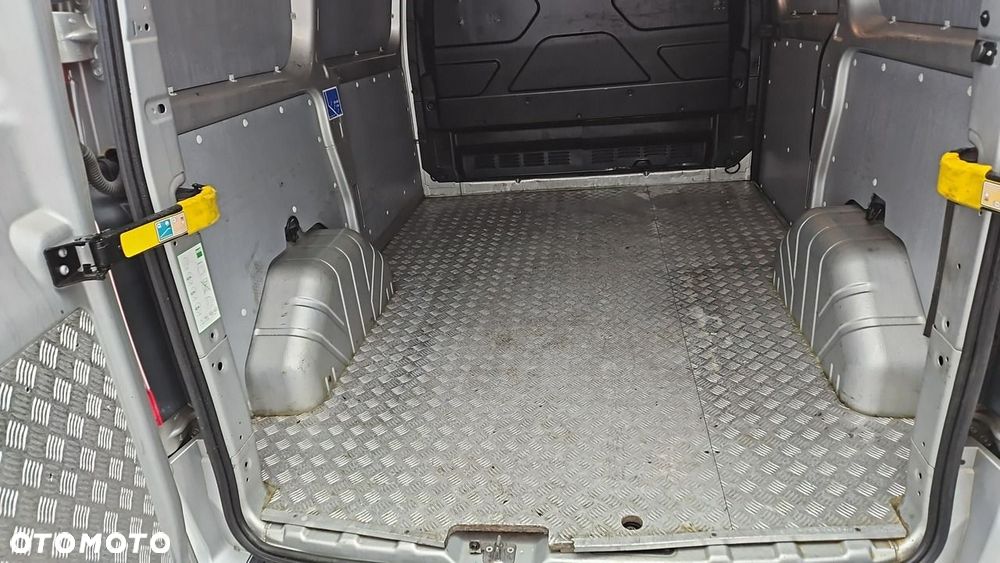 Ford Transit Custom - 23