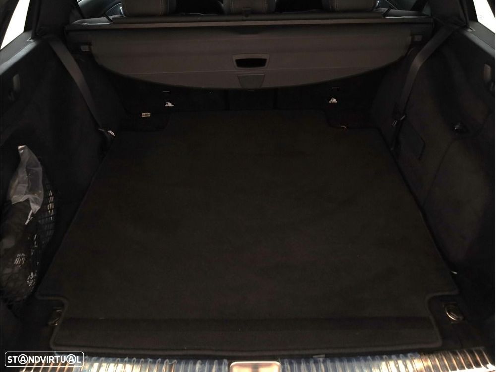 Mercedes-Benz E 300 d AMG Line 7L - 20