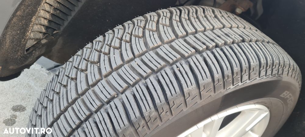 Volkswagen Touareg - 8