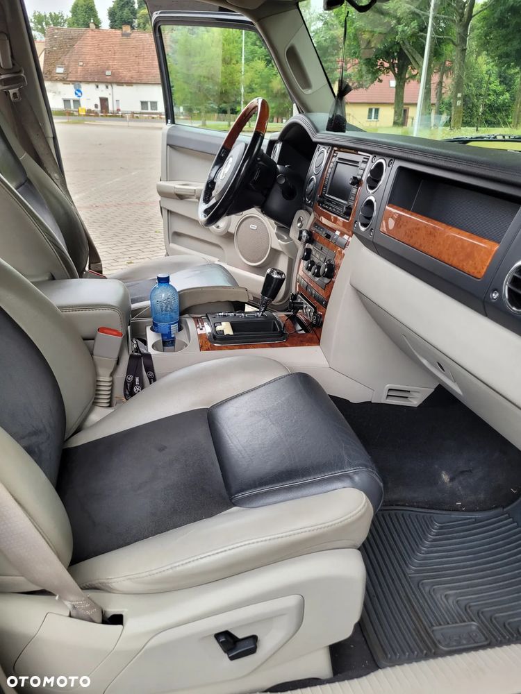 Jeep Commander 3.0 CRD Overland - 8