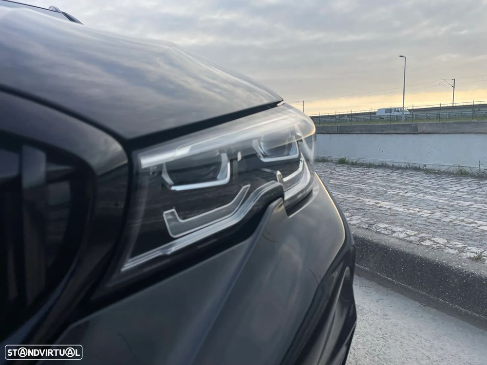 BMW 330 e Aut. M Sport - 36