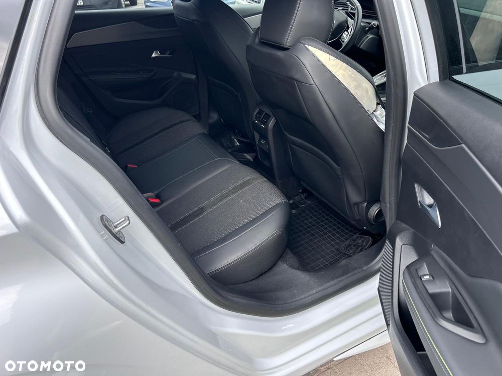 Peugeot 308 - 15
