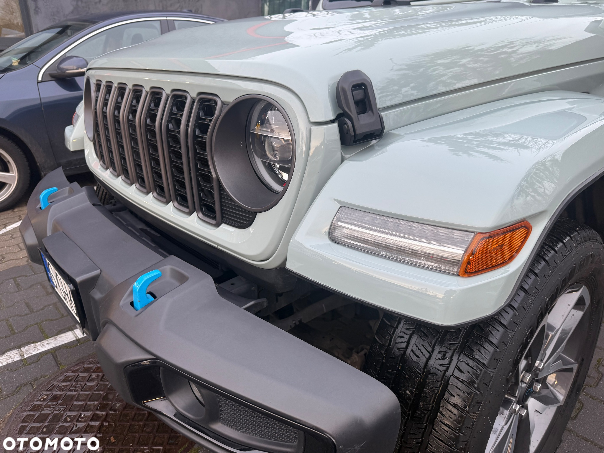 Jeep Wrangler - 11
