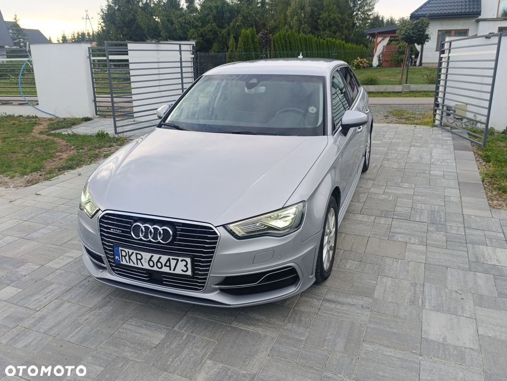 Audi A3 Sportback 1.4 TFSI e-tron S tronic - 1