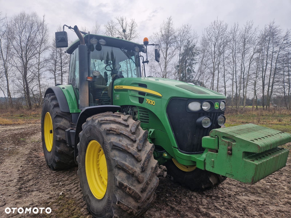 John Deere 7930