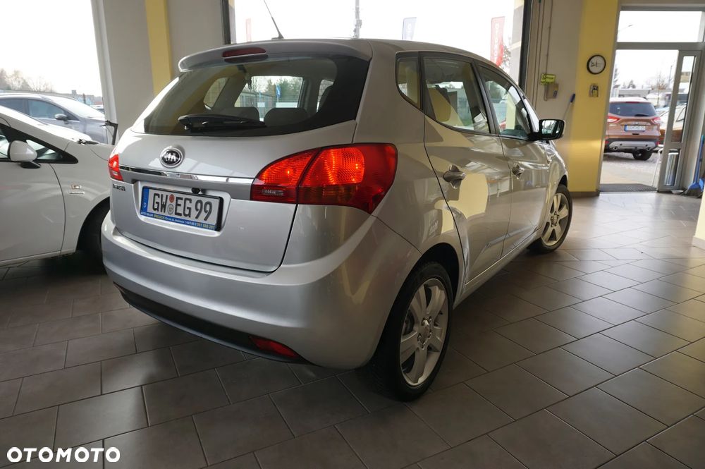Kia Venga 1.4 Business Line - 4