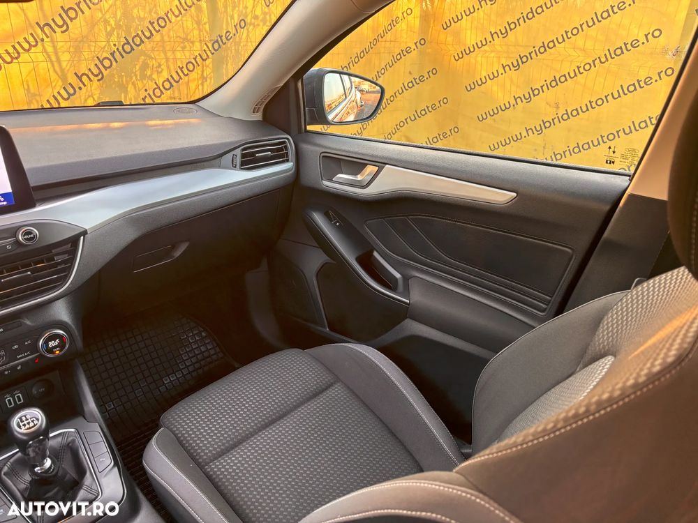 Ford Focus 1.0 EcoBoost MHEV Titanium - 35