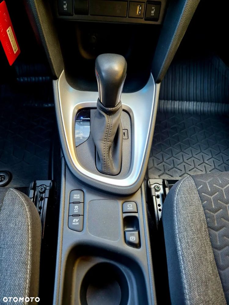 Toyota Yaris Cross Hybrid 1.5 Dynamic - 26