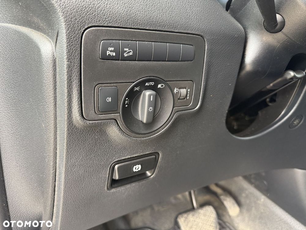 Mercedes-Benz Vito - 11