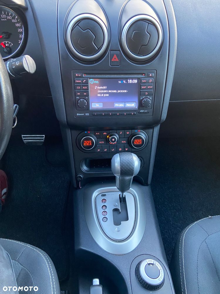 Nissan Qashqai 2.0 dCi 4x4 Tekna - 19