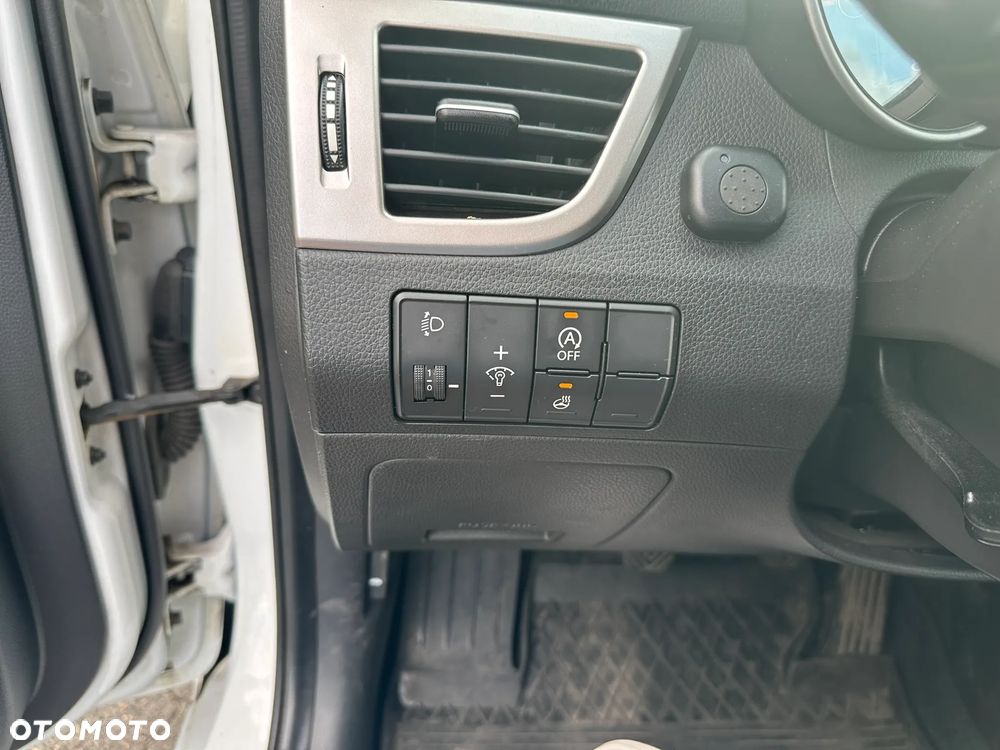 Hyundai i30 1.4 BlueDrive Classic - 22