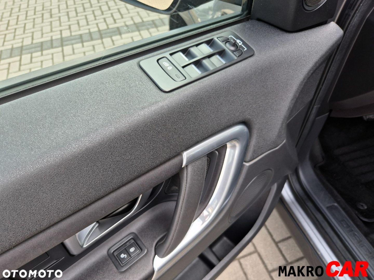 Land Rover Discovery Sport - 7