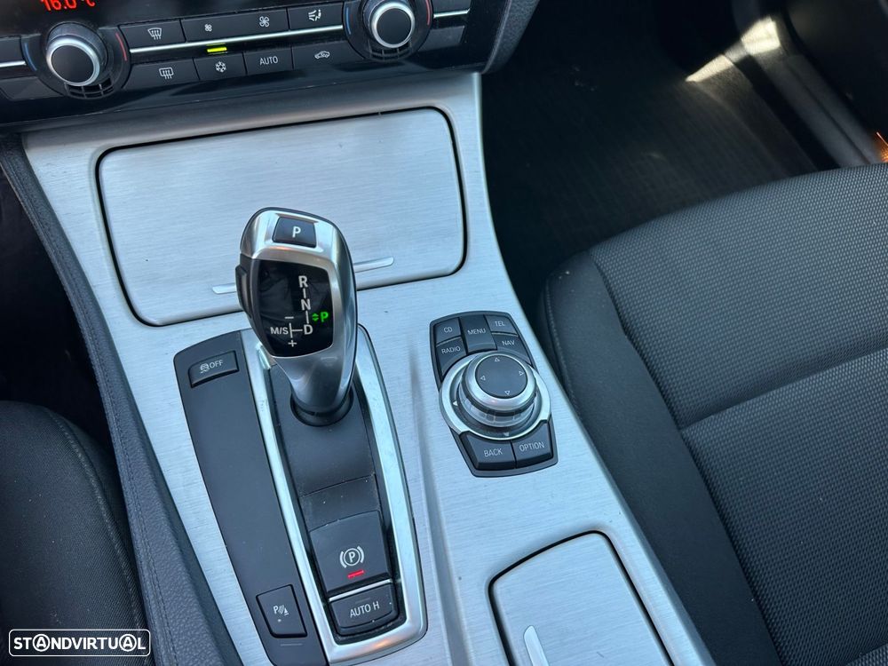BMW 520 d Auto - 14