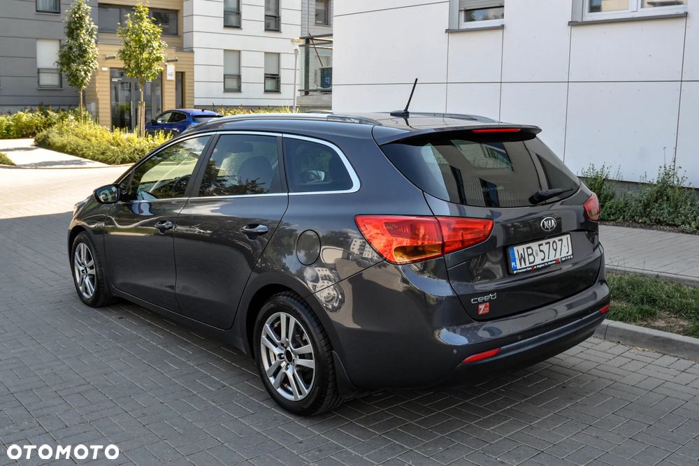 Kia Ceed - 3