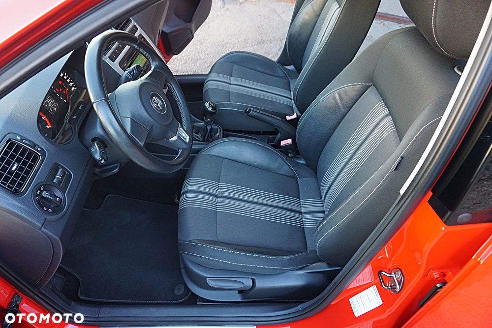 Volkswagen Polo 1.2 MATCH - 21