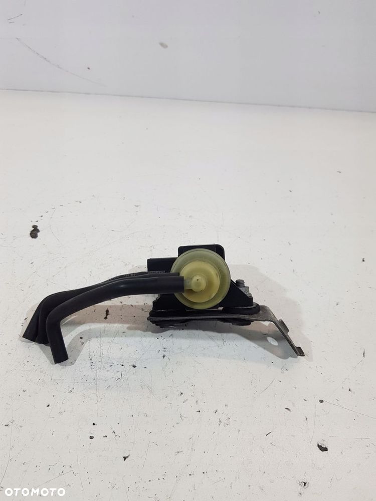zawór podciśnienia turbo vw audi 1.6tdi 1k0906627b - 2
