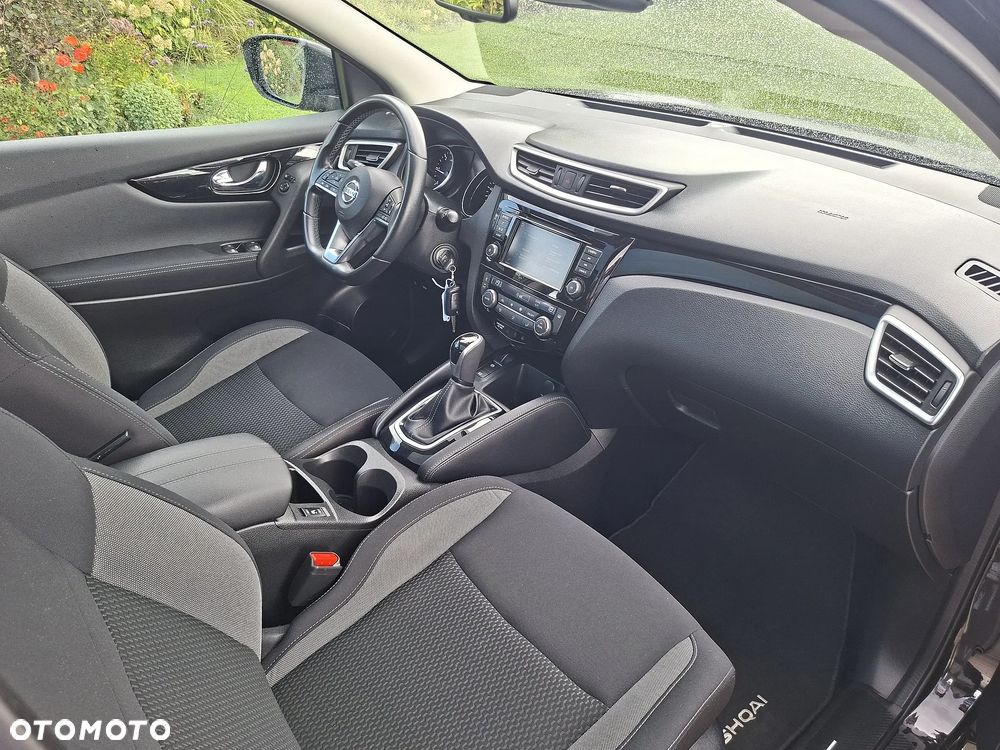 Nissan Qashqai - 11
