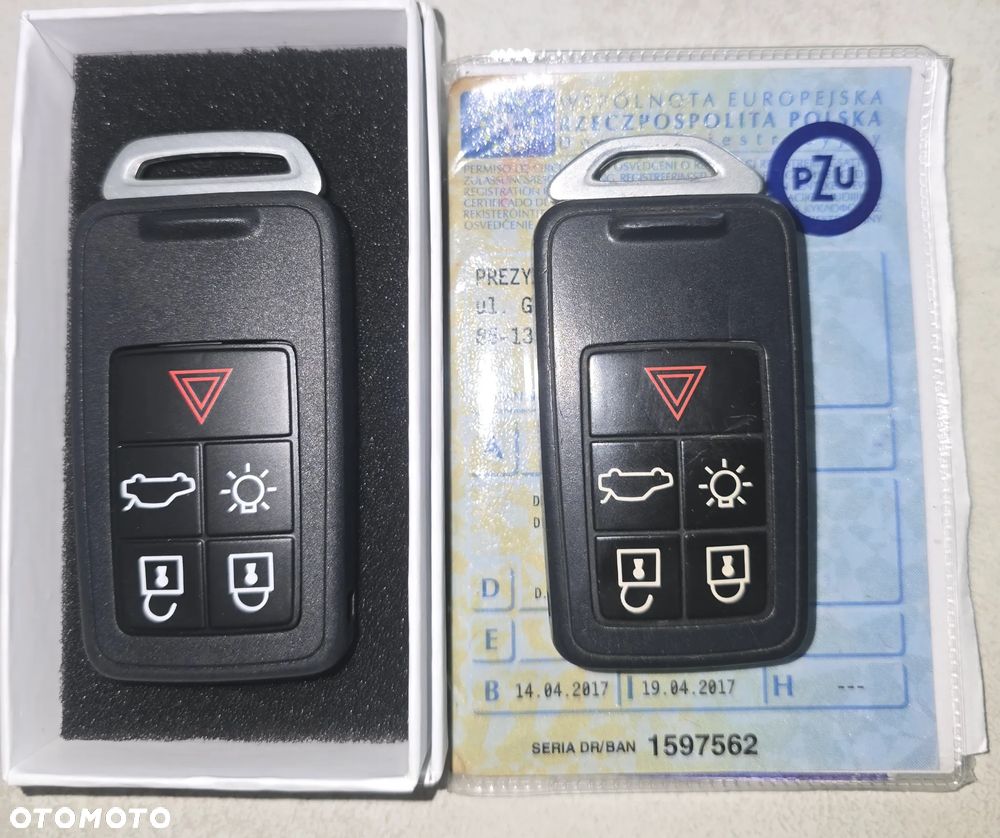 Volvo V40 Cross Country - 2