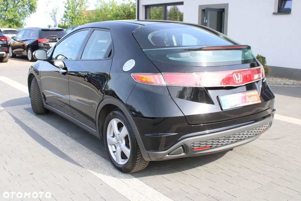 Honda Civic - 4