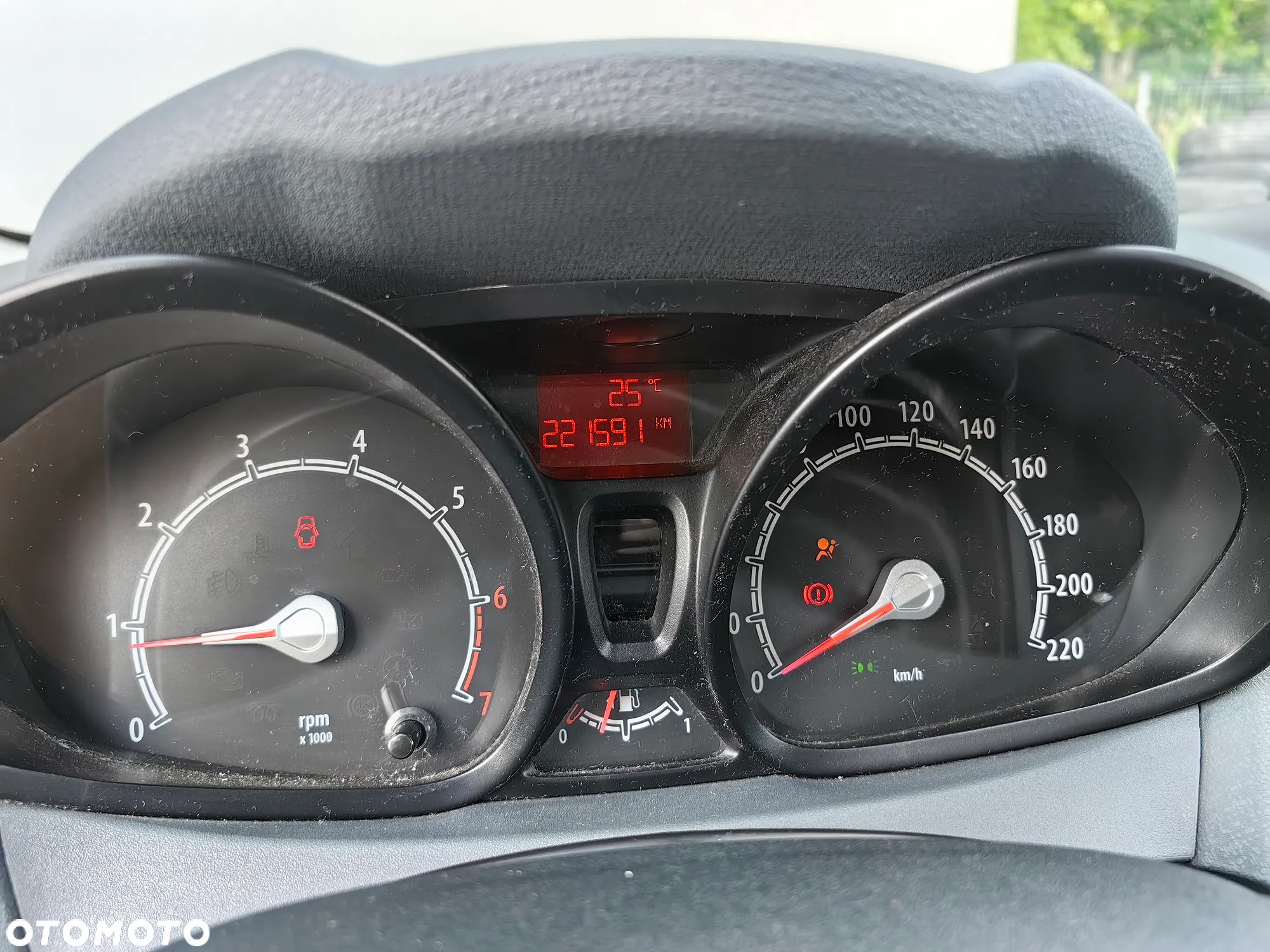 Ford Fiesta 1.25 Ambiente - 25