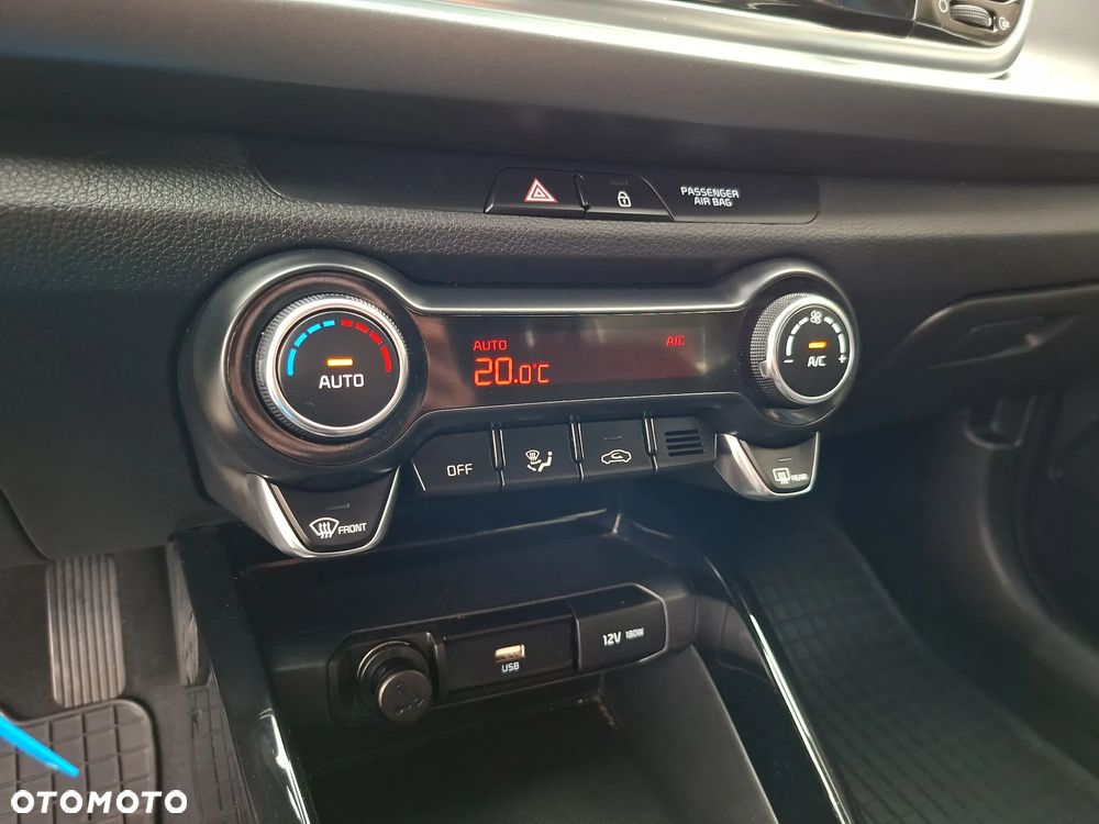 Kia Rio 1.2 L - 28