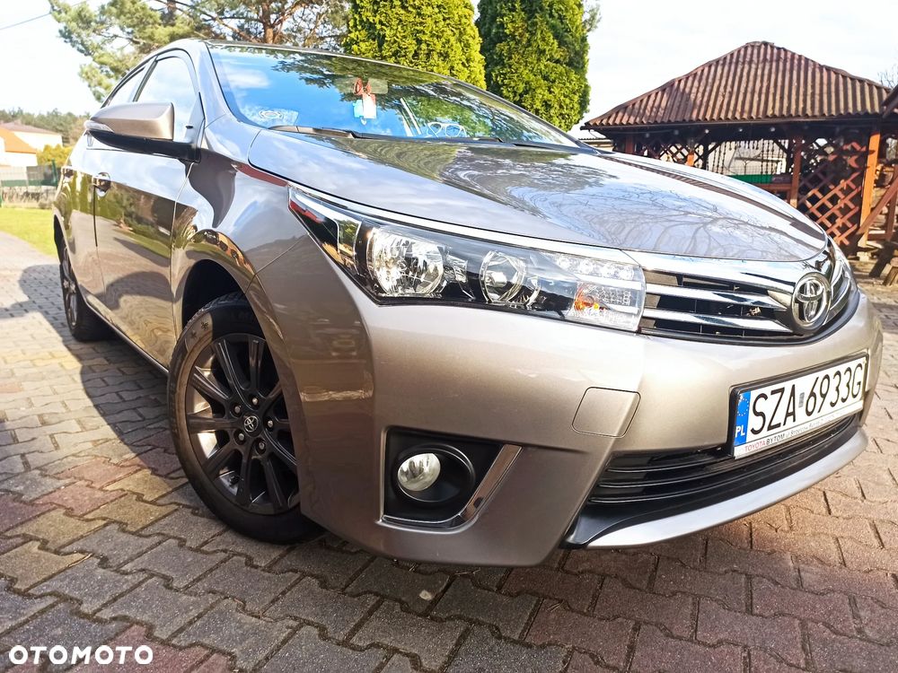 Toyota Corolla 1.6 Premium - 2