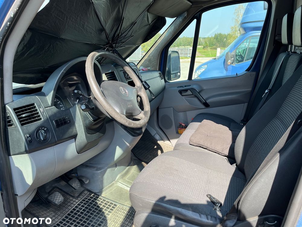 Mercedes-Benz Sprinter - 10