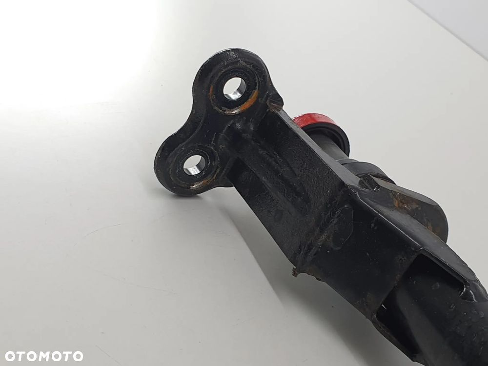KOLUMNA KIEROWNICZA SZTYCA  TGB BLADE 550 - 10