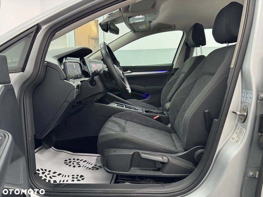 Volkswagen Golf - 12