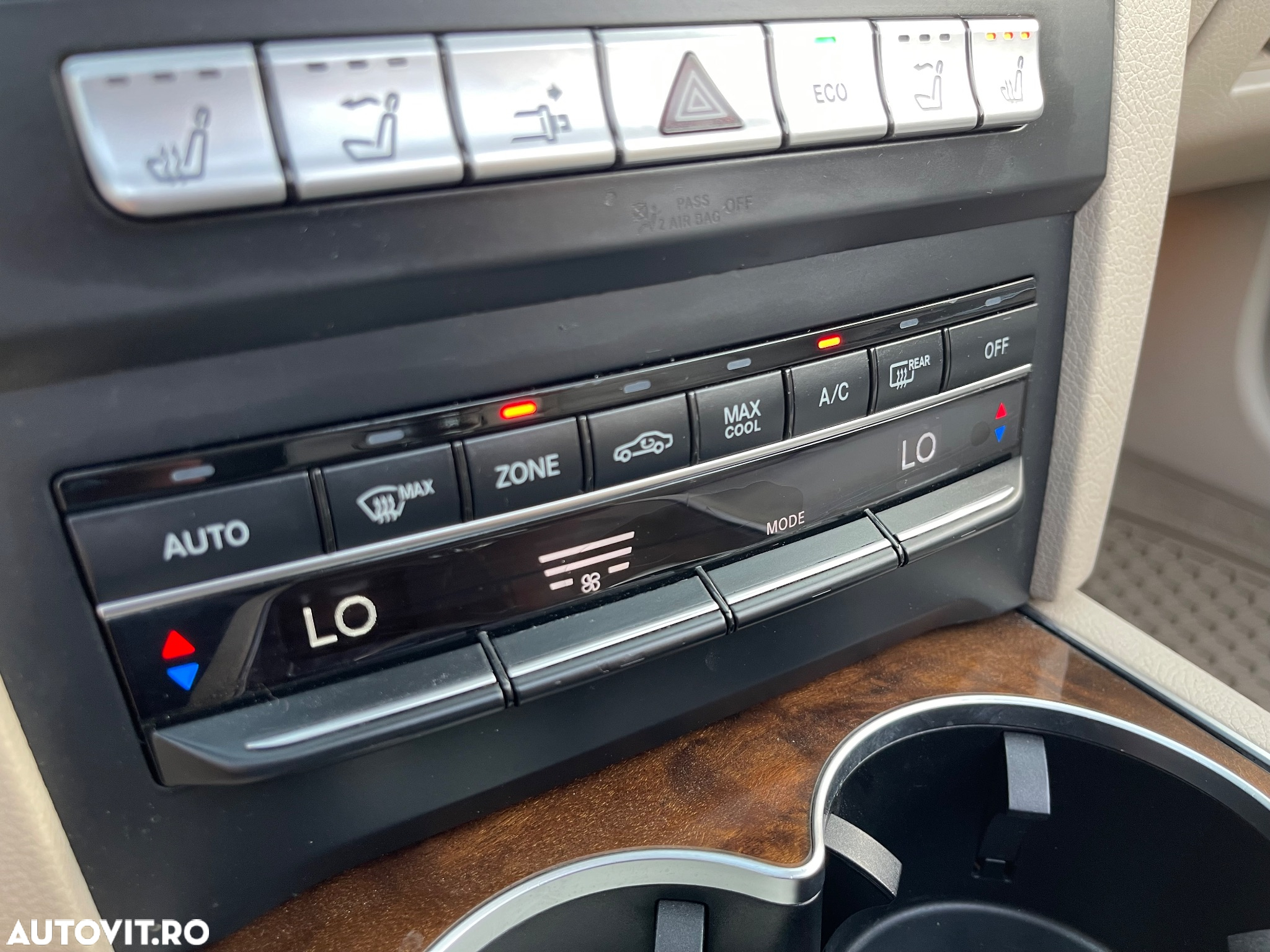 Mercedes-Benz E 400 Cabrio 7G-TRONIC - 24