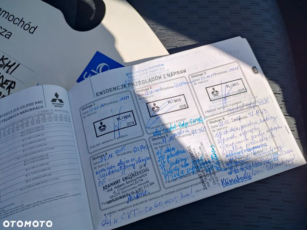 Mitsubishi Outlander 2.0 Intense - 32