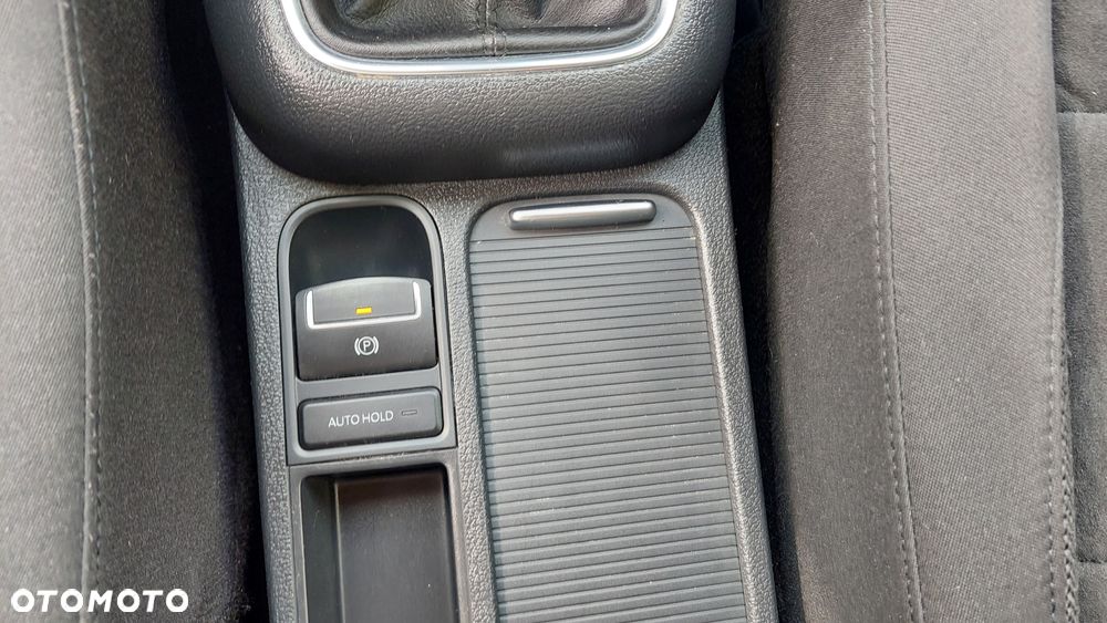 Volkswagen Tiguan - 10