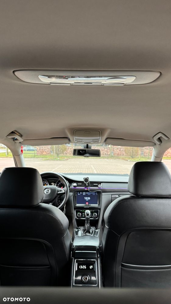 Skoda Superb 2.0 TDI Ambition - 21
