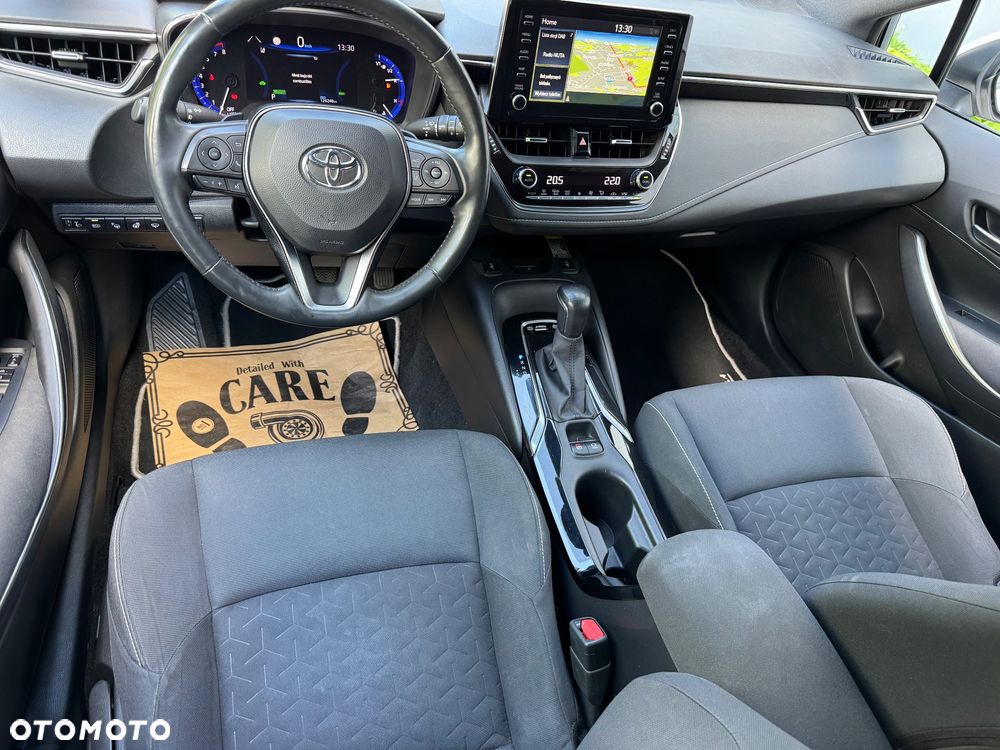 Toyota Corolla 2.0 Black&White - 25