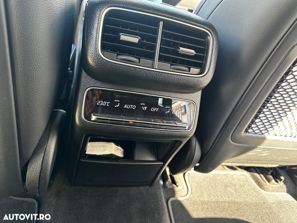 Mercedes-Benz GLE - 21