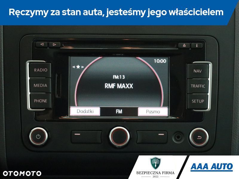 Volkswagen Touran - 16