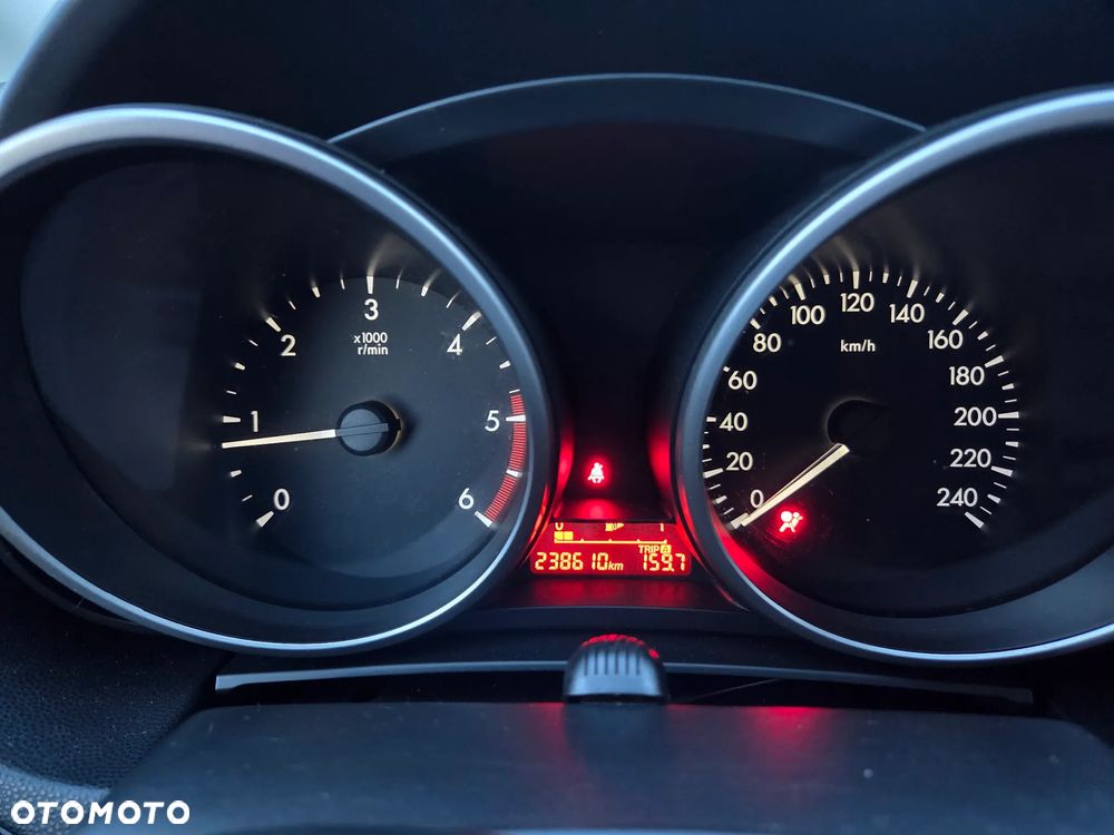 Mazda 5 - 17
